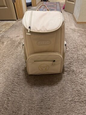 RTIC Cream Cooler Backpack
